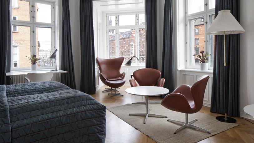 Hotel Alexandra's Arne Jacobsen room in Copenhagen. A truely amazing hotel for any design lover.